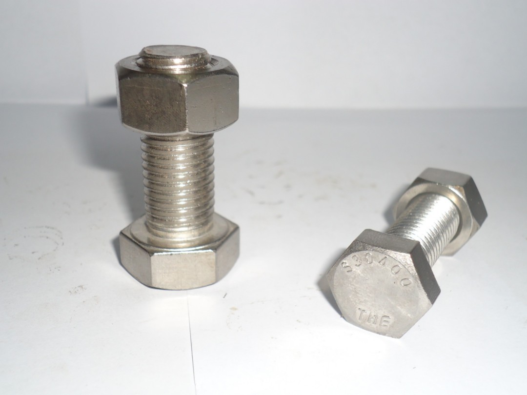 STAINLESS STEEL BOLTS & NUTS